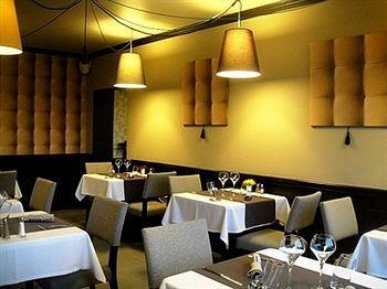 Logis Saint Paul Hotel