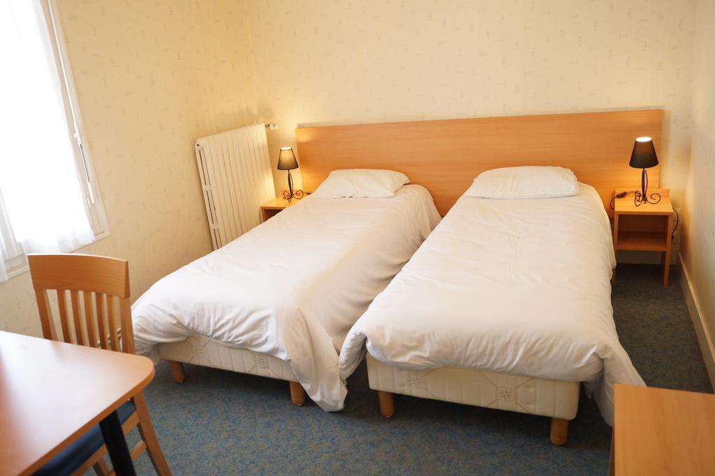 Logis Saint Paul 2* Vivy