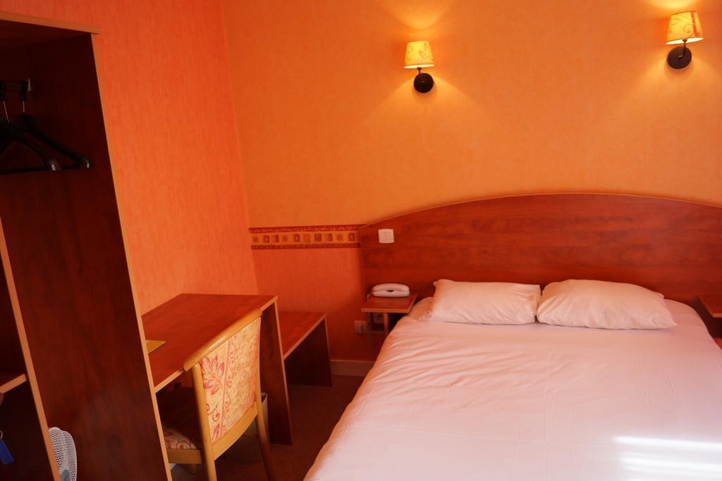 Logis Saint Paul Hotel