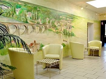 Logis Saint Paul Hotel 2*